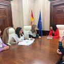 Mujeres por Almaraz trasladan a Ministra Igualdad la necesidad de prolongar vida de CN