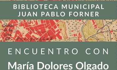 Conferencia de Mª Dolores Olgado en Mérida sobre su libro 'Cartas de París'