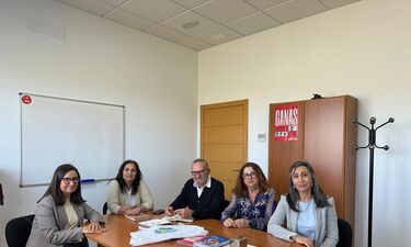 'Mujeres por Almaraz' pide a UGT Extremadura su apoyo para revertir cierre de la central