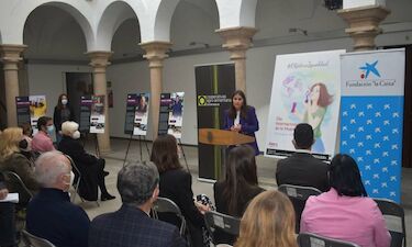 Una exposición de Cooperativas muestra en Mérida a mujeres 