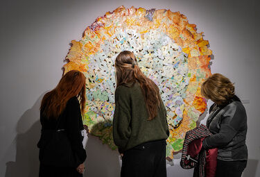 La Sala de Arte El Brocense ofrece la exposición 'VE Y VE' de María Xosé Fernández