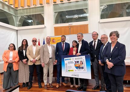 La matemtica M Jess Carro Rossell protagoniza cupn ONCE de serie Mujeres con Ciencia